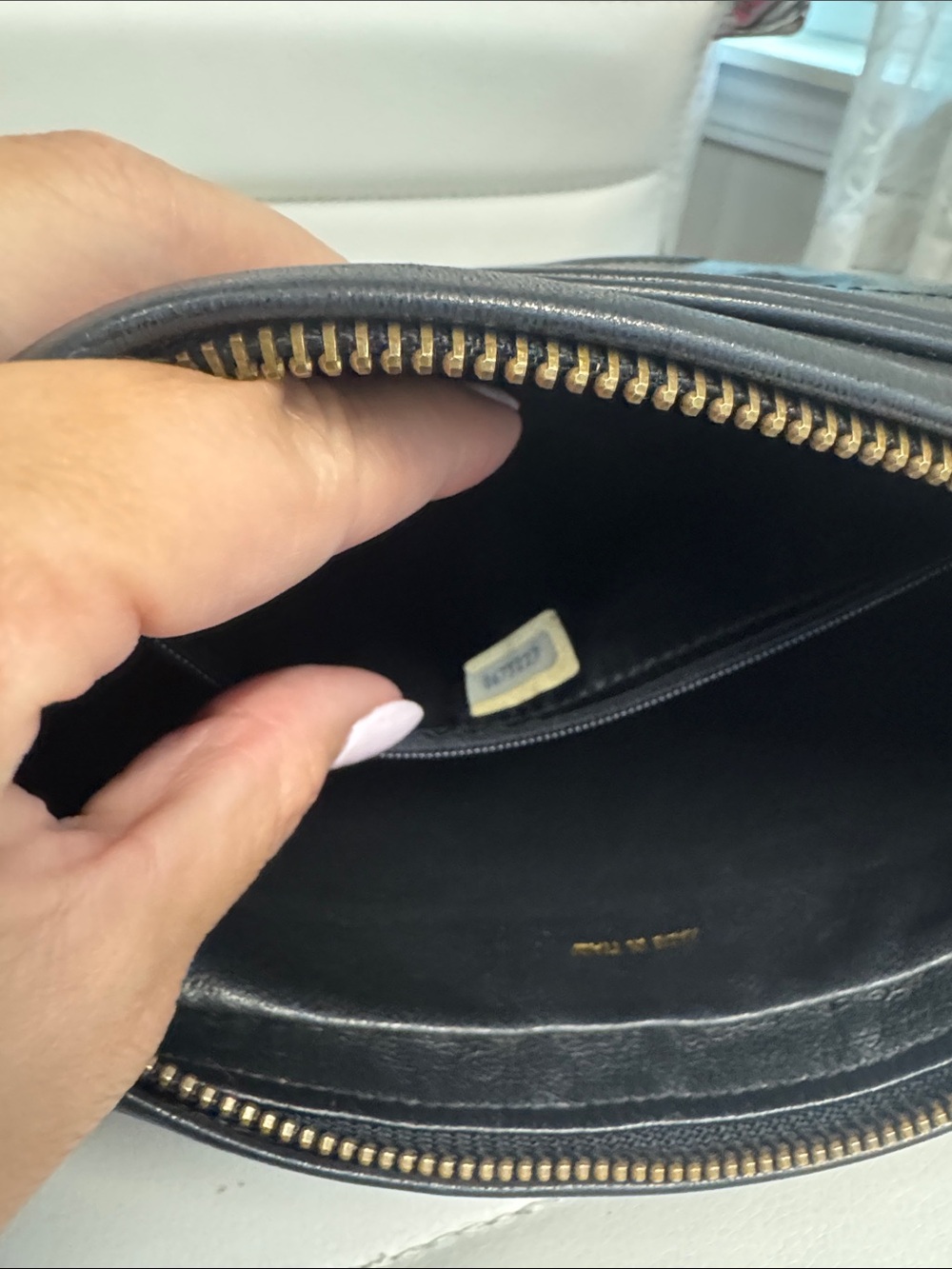 CHANEL Black Lambskin Crossbody Camera Bag with Gold Chain 0 series - Picture 8 of 8